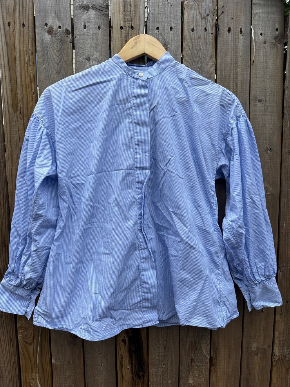 ANN MASHBURN Light Blue Mandarin-Collar Button-Back Shirt